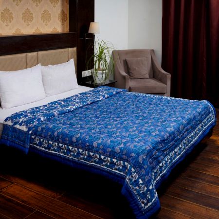 Blue Blossom Cotton Quilt